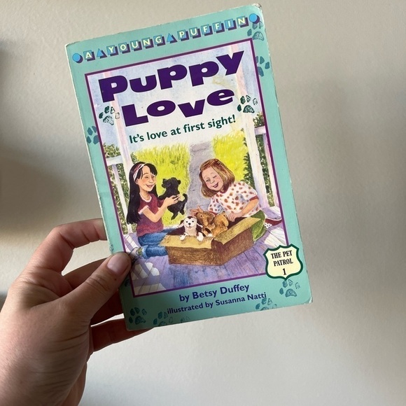 5 for $20 - Two dog related youth books Wordsworth and Puppy Love - Picture 2 of 5